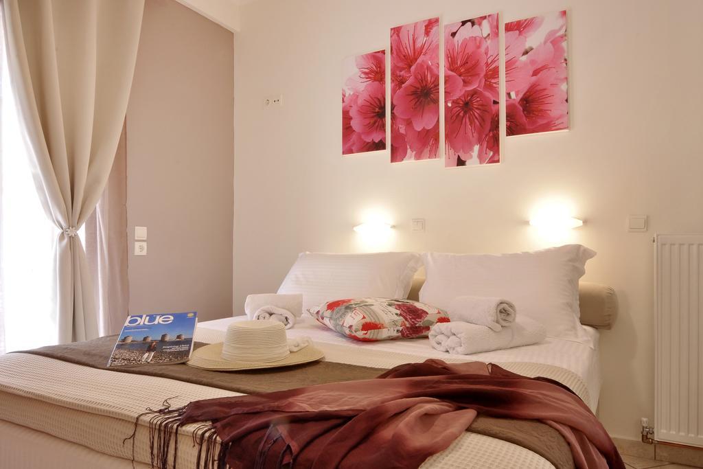Rolandos Apartments Агиос-Гордиос Экстерьер фото